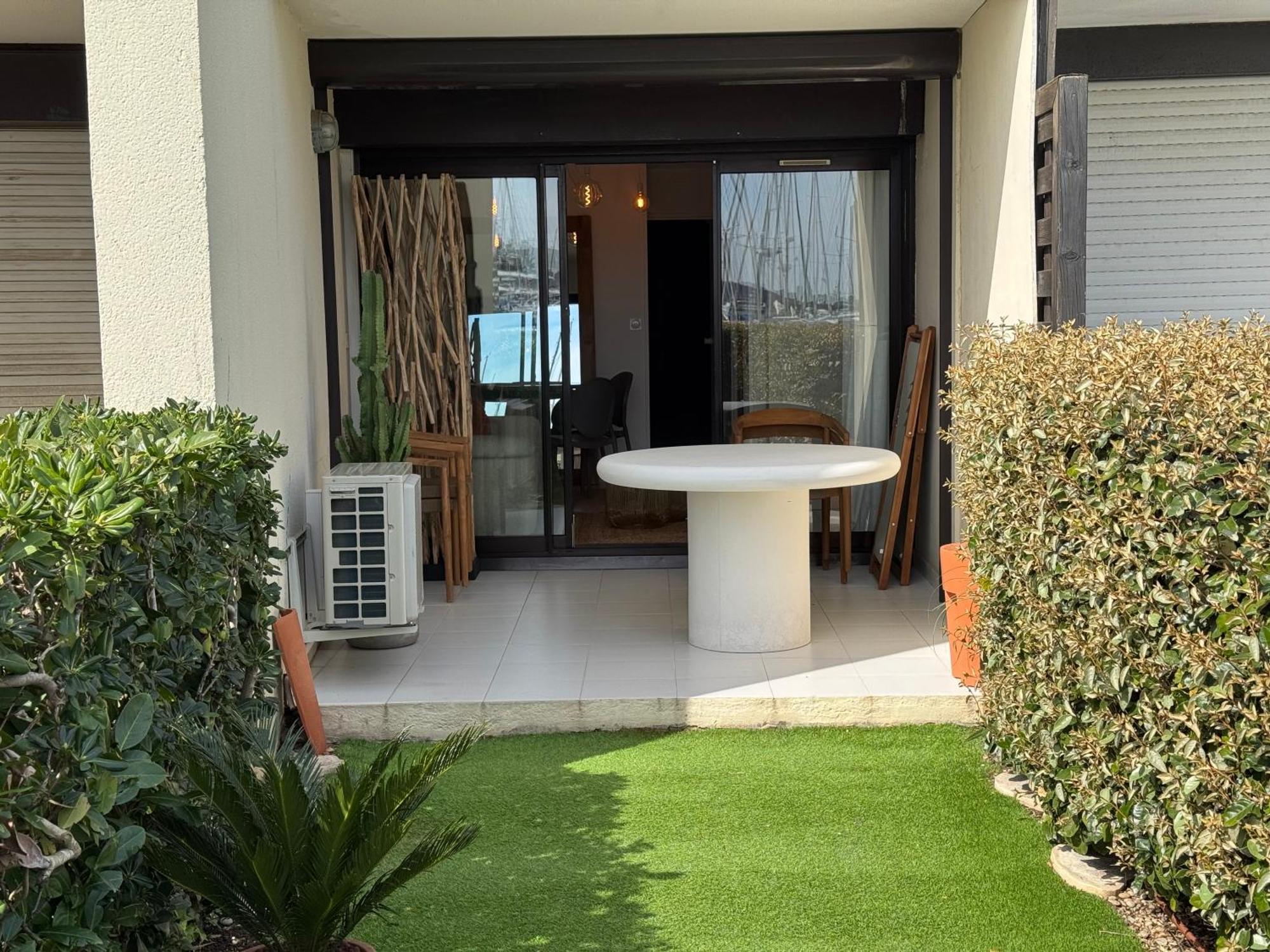 Les Marines De Cogolin Apartment Exterior photo